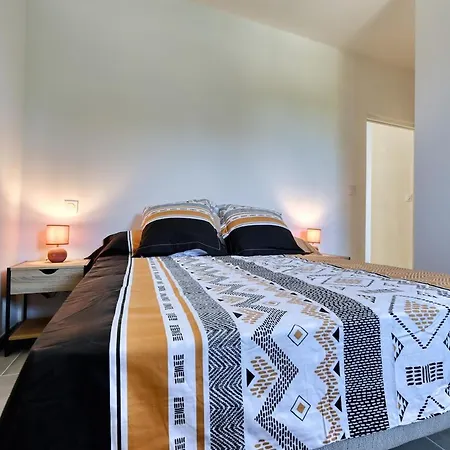 Holiday home Maison Renovee, Vue Sur Nature